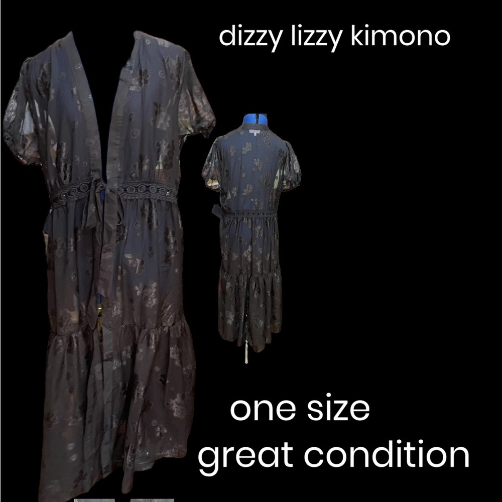 Dizzy Lizzy Kimono